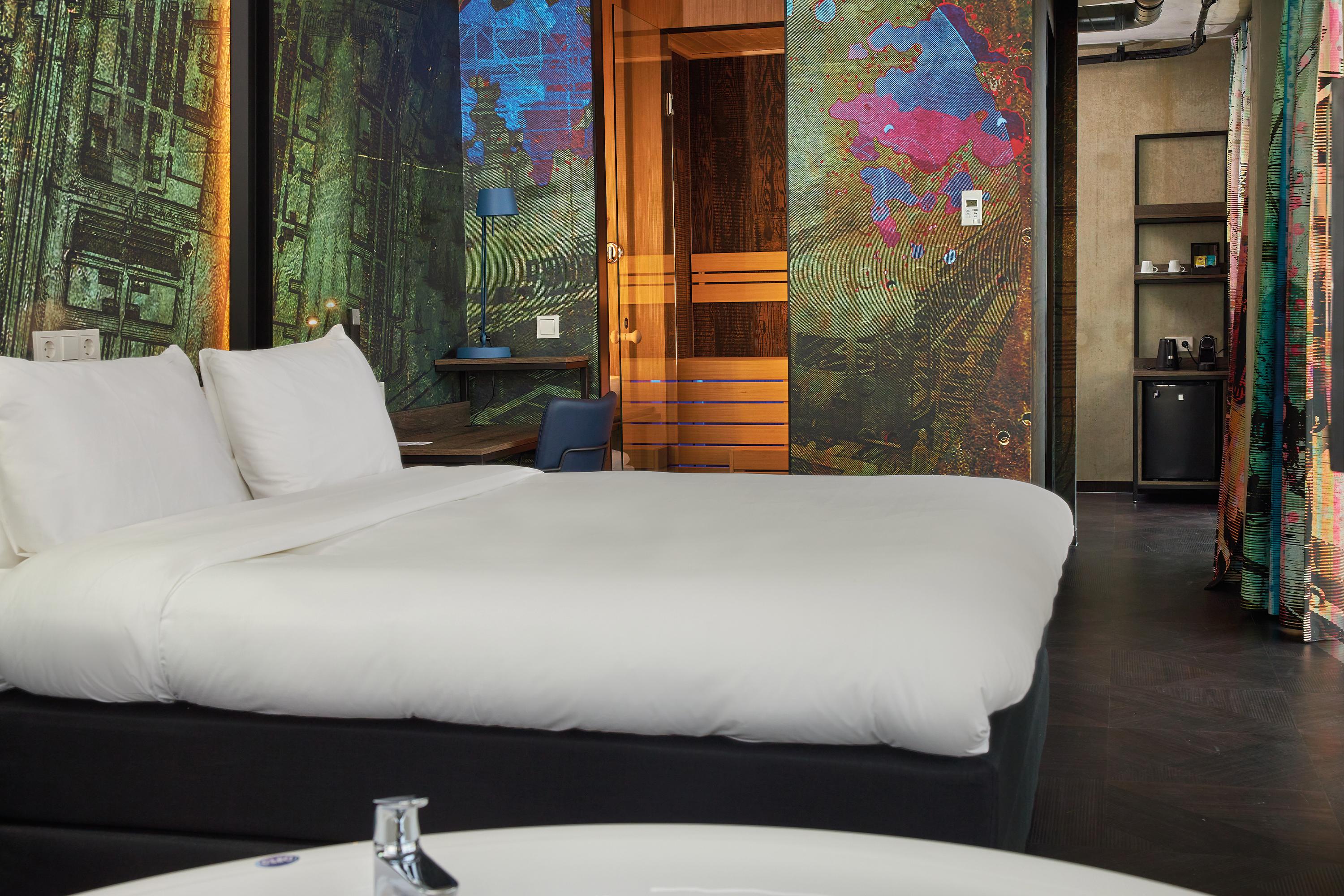 Inntel Hotels Amsterdam Landmark 外观 照片 The interior of a room at the hotel