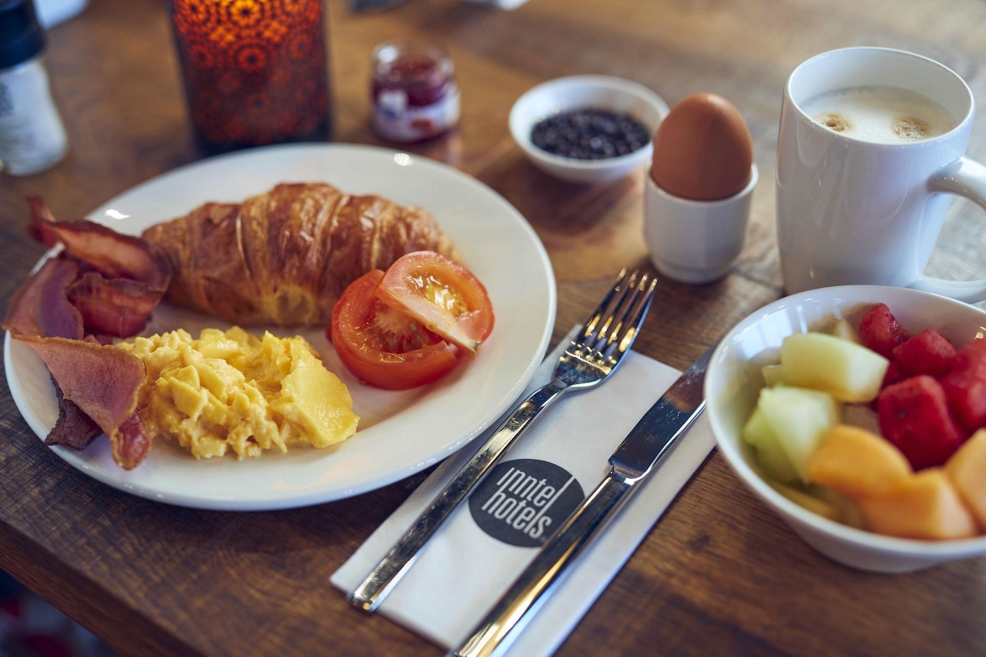 Inntel Hotels Amsterdam Landmark 外观 照片 Breakfast at Inntel Hotels